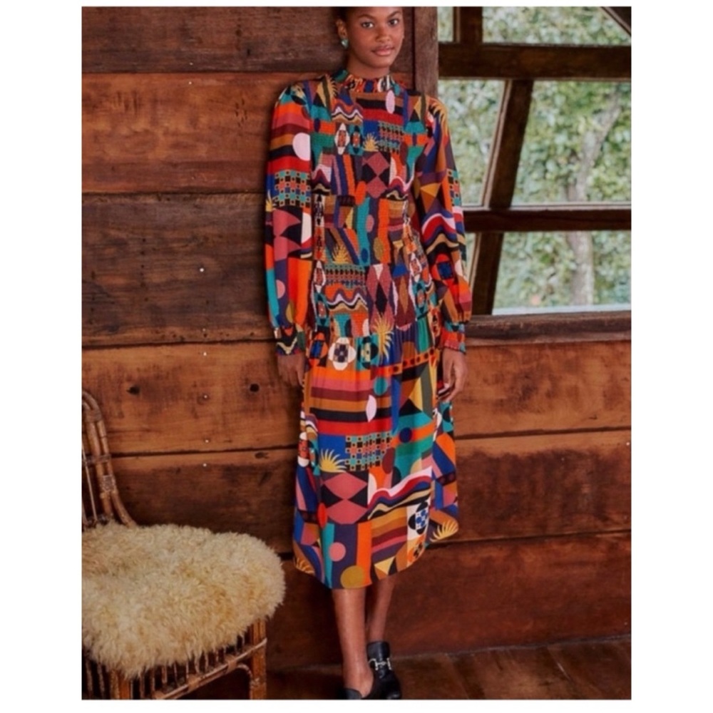 FARM Rio Multicolor Tropical Shapes Lenzing Ecovero
Viscose Midi Dress
